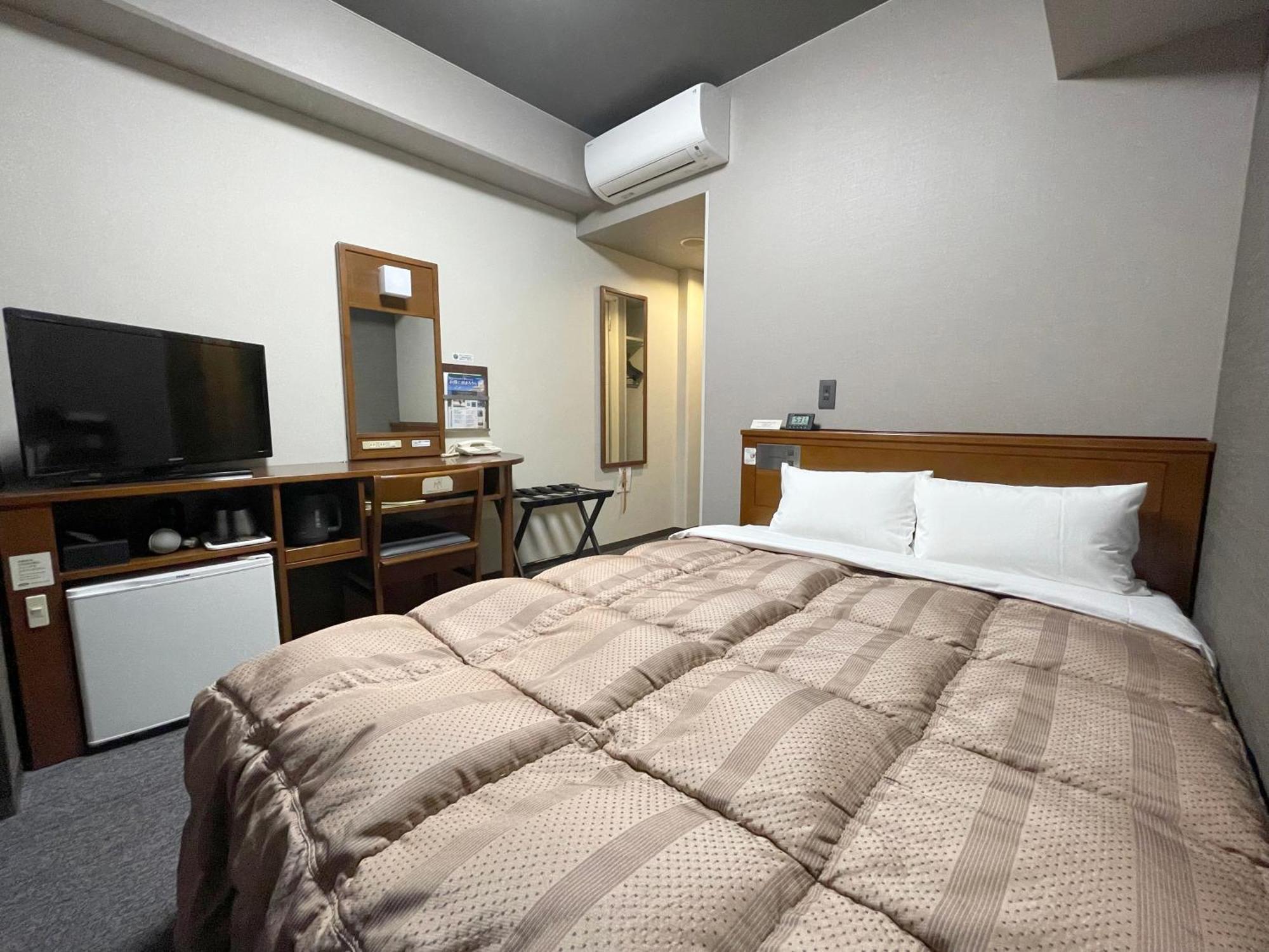 Hotel Route-Inn Dai-Ni Асікаґа Екстер'єр фото